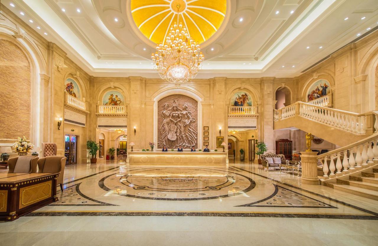 Vienna Classic Hotel Ganzhou Meilin Extérieur photo
